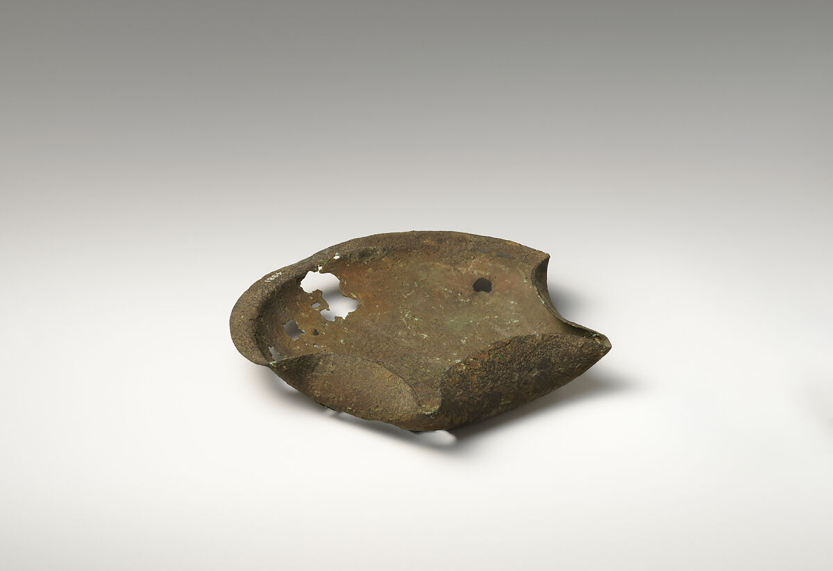 Bronze saucer-shaped lamp, Bronze, Cypriot 