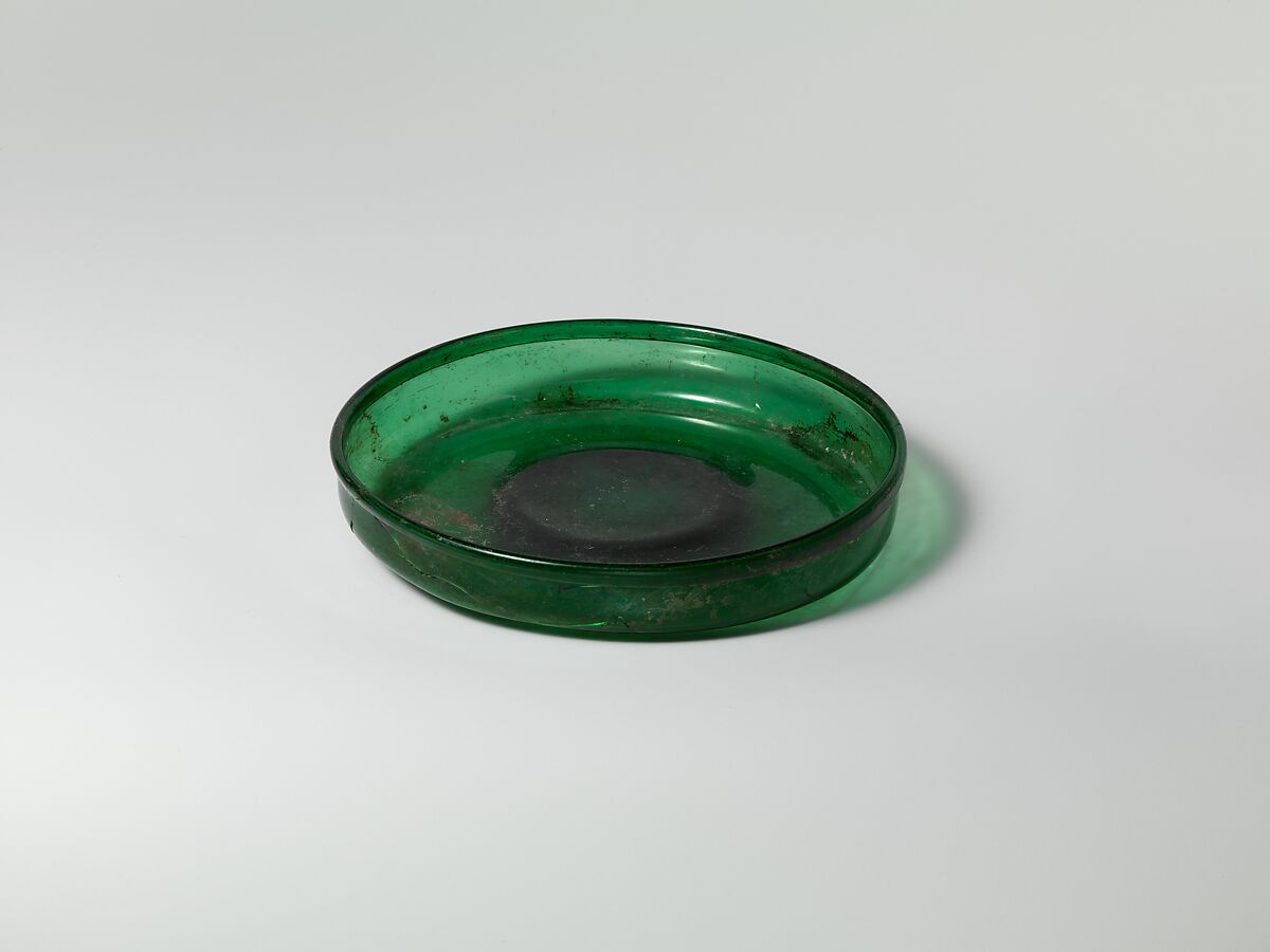 Glass dish, Glass, Roman