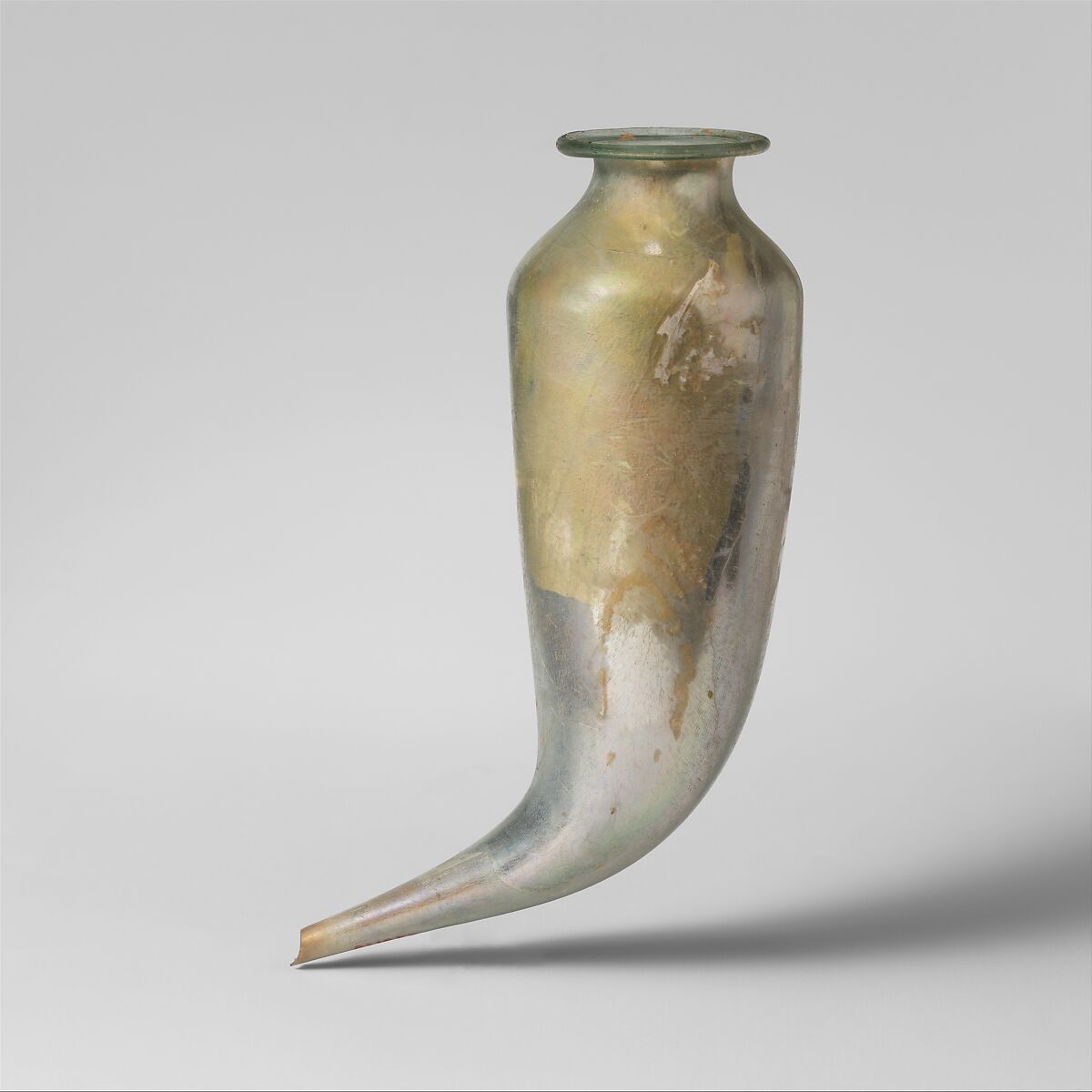 Glass rhyton (drinking horn), Glass, Roman 