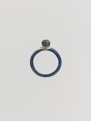 Glass finger ring