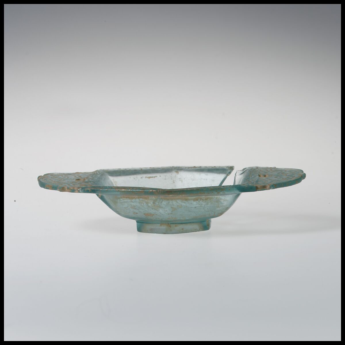 Glass dish, Glass, Roman