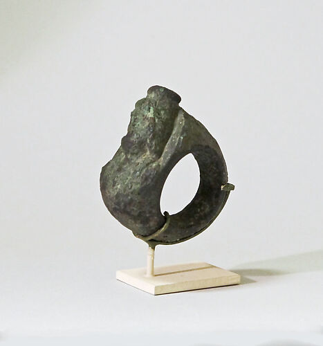 Bronze ring with bust of Serapis