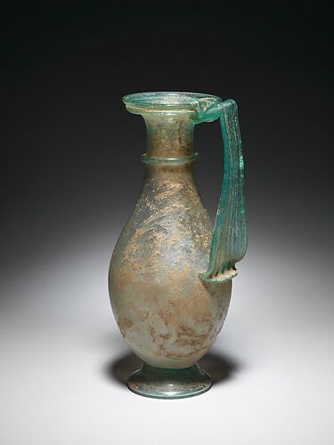 Glass jug