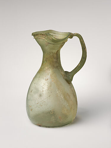 Glass jug with trefoil rim