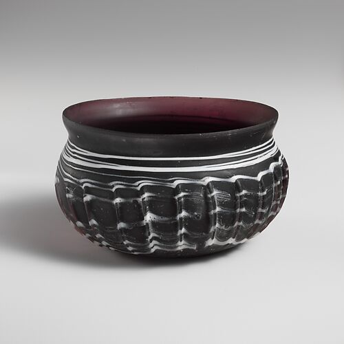 Glass ribbed bowl