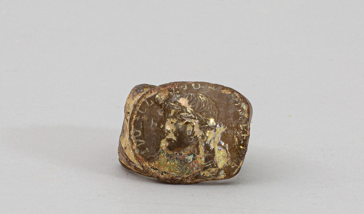 Glass ring, Glass, yellow, Roman 