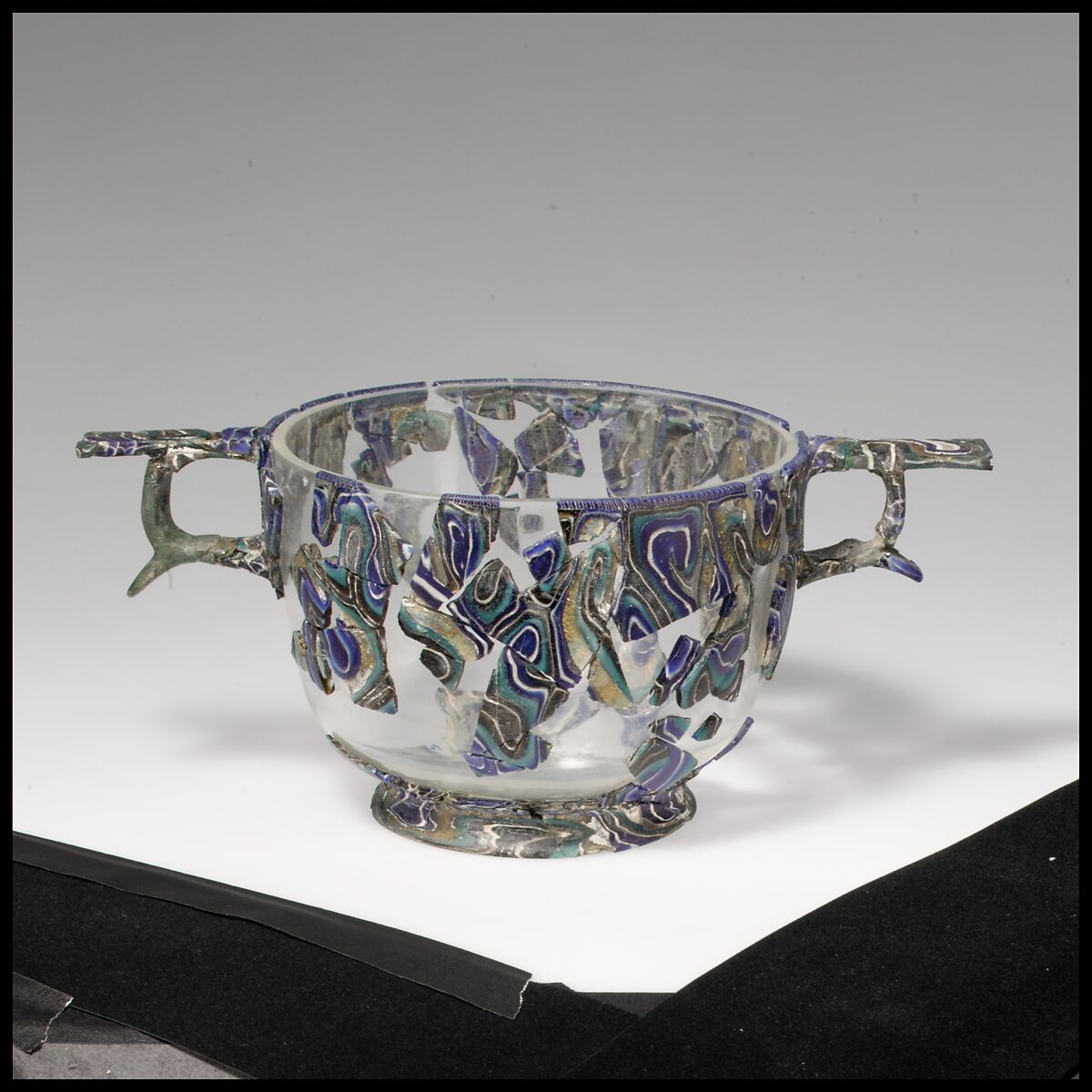 Glass gold-band mosaic scyphus (drinking cup), Glass, Roman