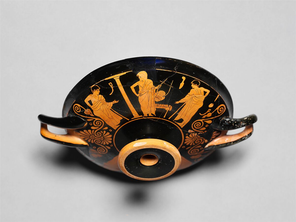 Terracotta kylix (drinking cup), Attributed to the Painter of Louvre G 456, Terracotta, Greek, Attic