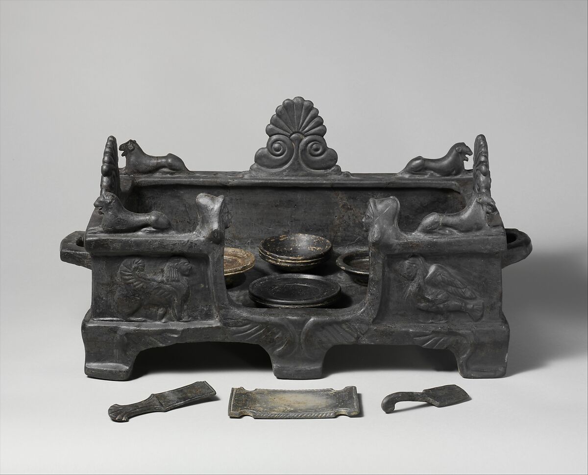 Terracotta focolare (offering tray), Terracotta, Etruscan 
