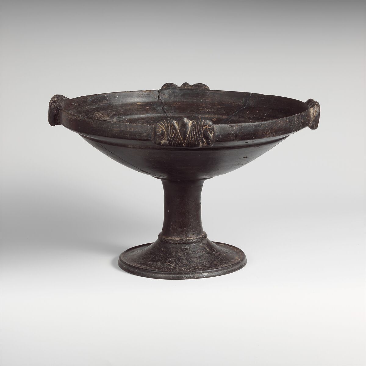 Terracotta footed bowl, Terracotta, Etruscan 