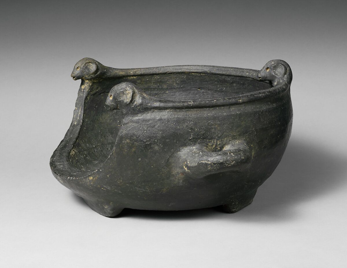 Terracotta focolare (offering tray), Terracotta, Etruscan 