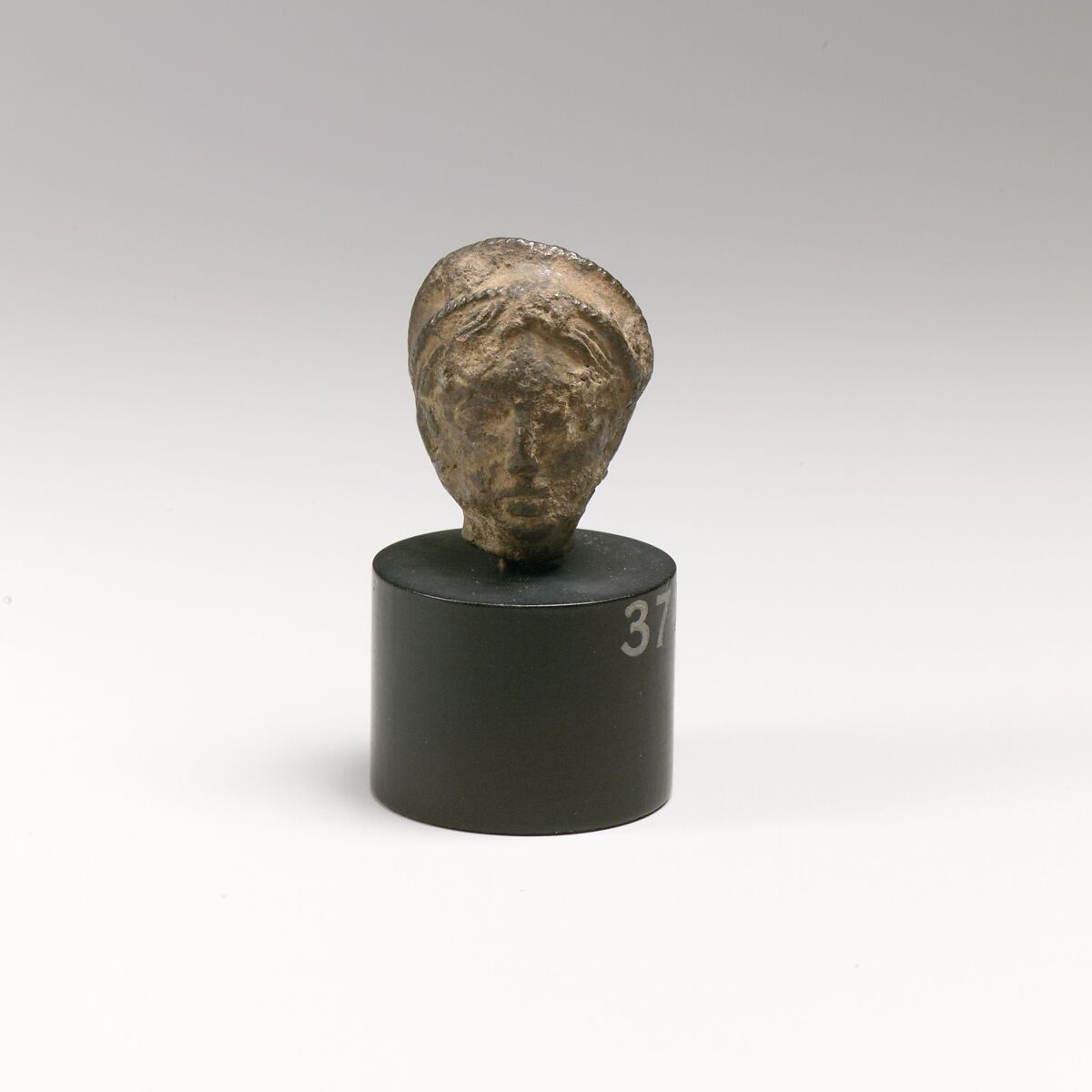 Bronze head of a goddess, Bronze, Greek or Roman 