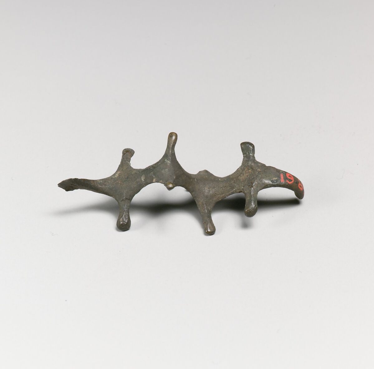 Fibula, serpentine type, Bronze, Italic 