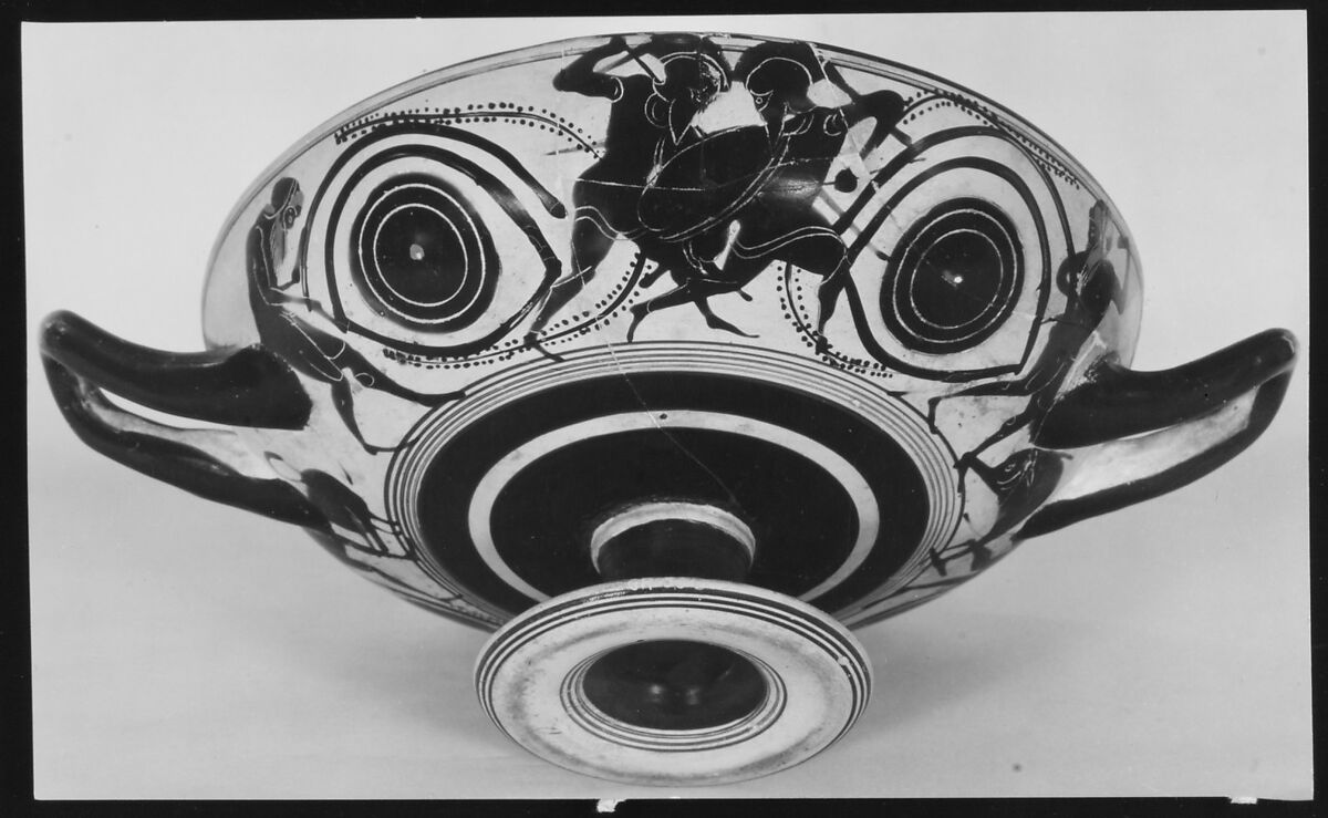 Kylix, eye-cup, Attributed to the Essen Group, Terracotta, Greek, Attic 