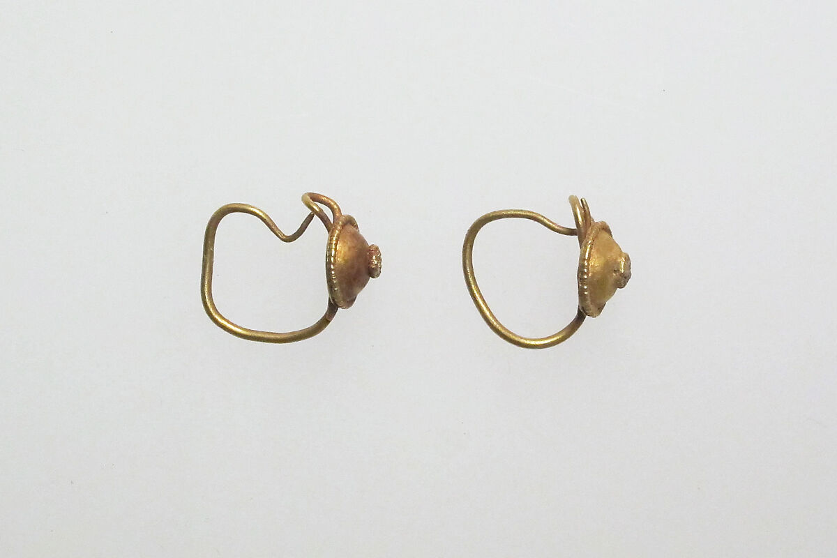 Earring with disks, Gold, Greek or Roman 
