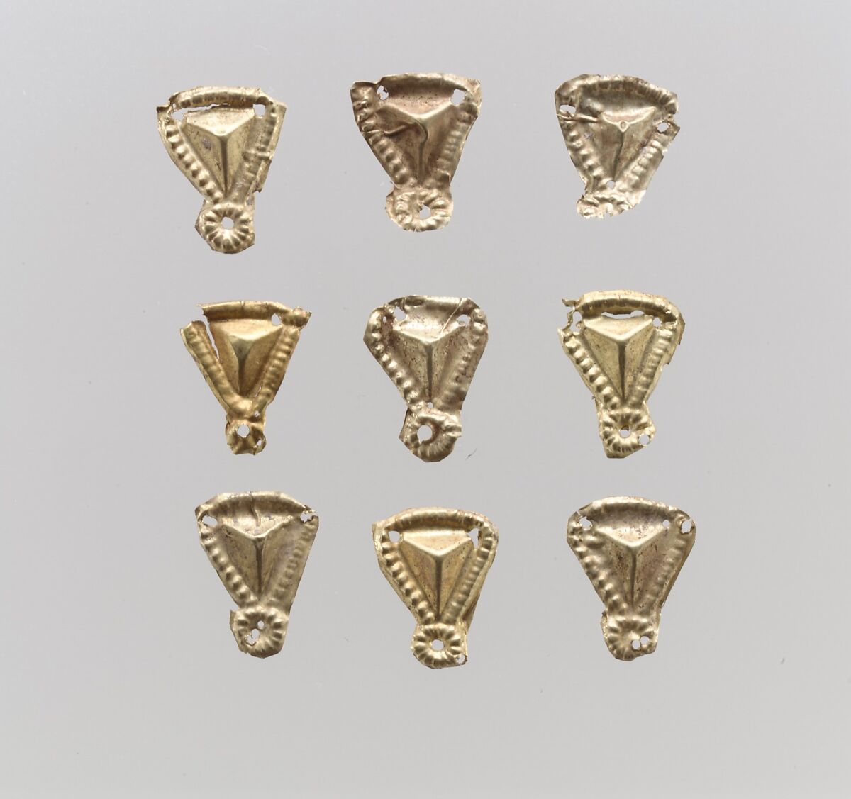 Bead ornaments, triangular, 57, Gold, East Germanic or nomadic (?) 
