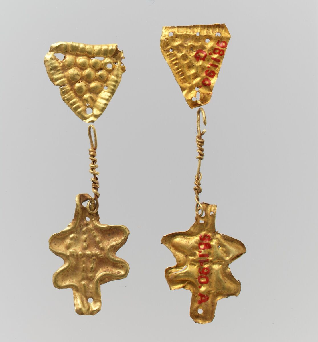 Bead ornaments, triangular, 8, Gold, Roman 