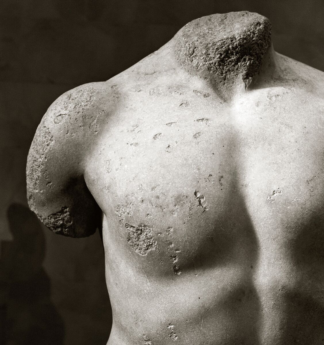 Marble statue of the Diadoumenos (youth tying a fillet around his head), Copy of work attributed to Polykleitos, Marble, Roman