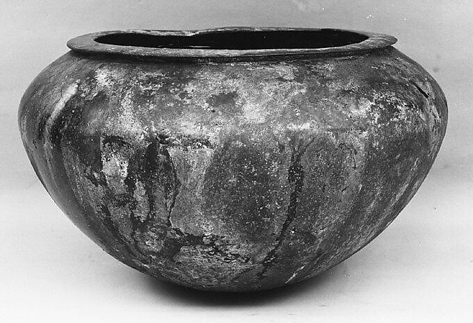 Bronze cauldron, Bronze, Etruscan