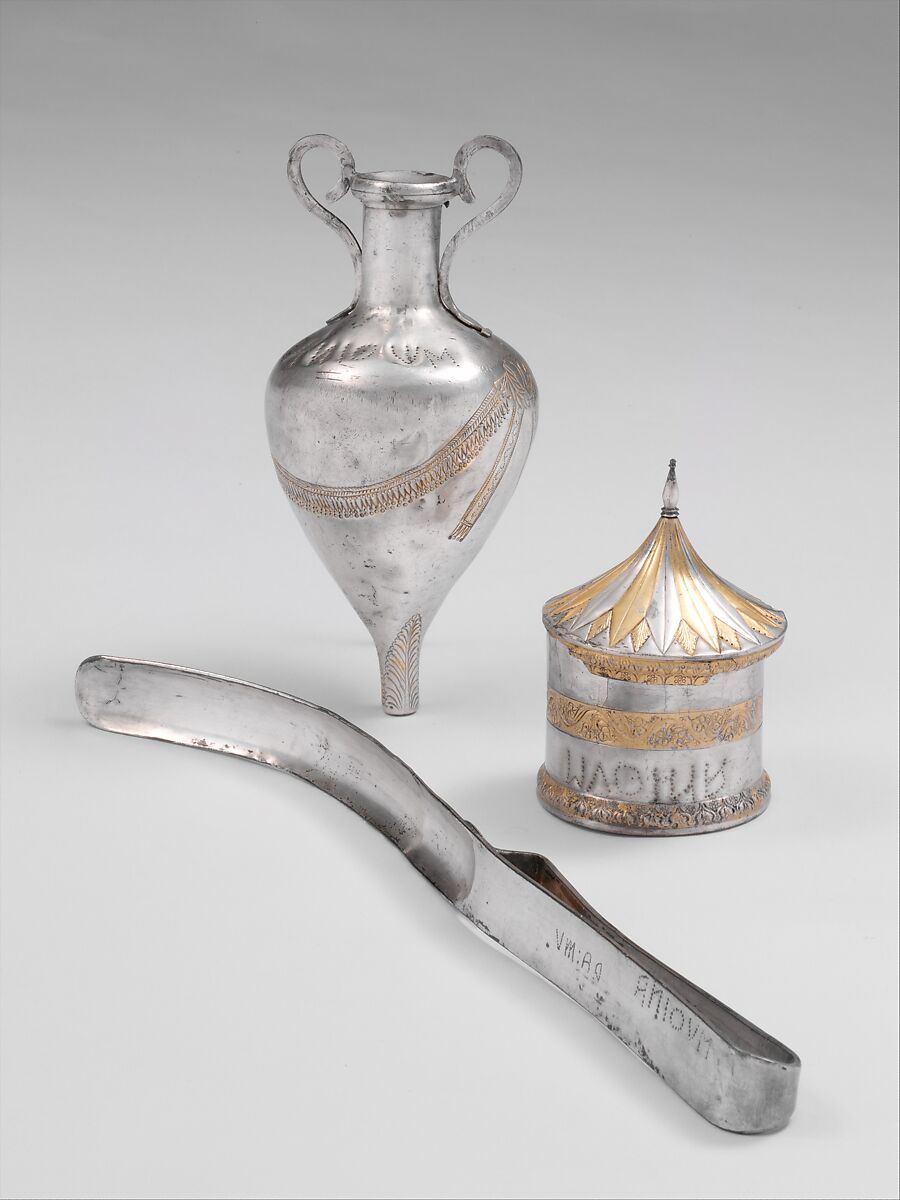 Silver and gilt pyxis (box with lid), Silver, gold, Apulian, possibly Tarentine