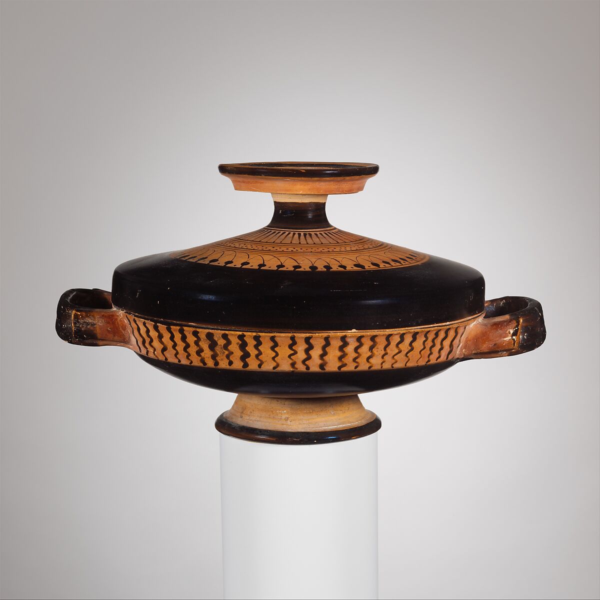 Terracotta lekanis with lid (dish), Terracotta, Greek, Attic 