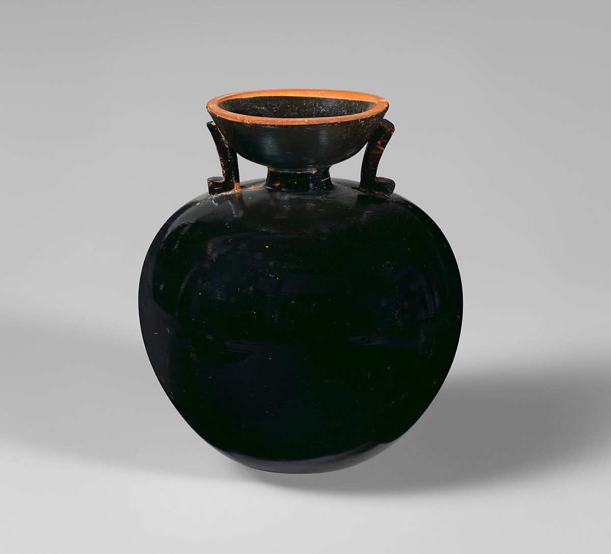 Terracotta aryballos (oil flask), Terracotta, Greek, Attic 