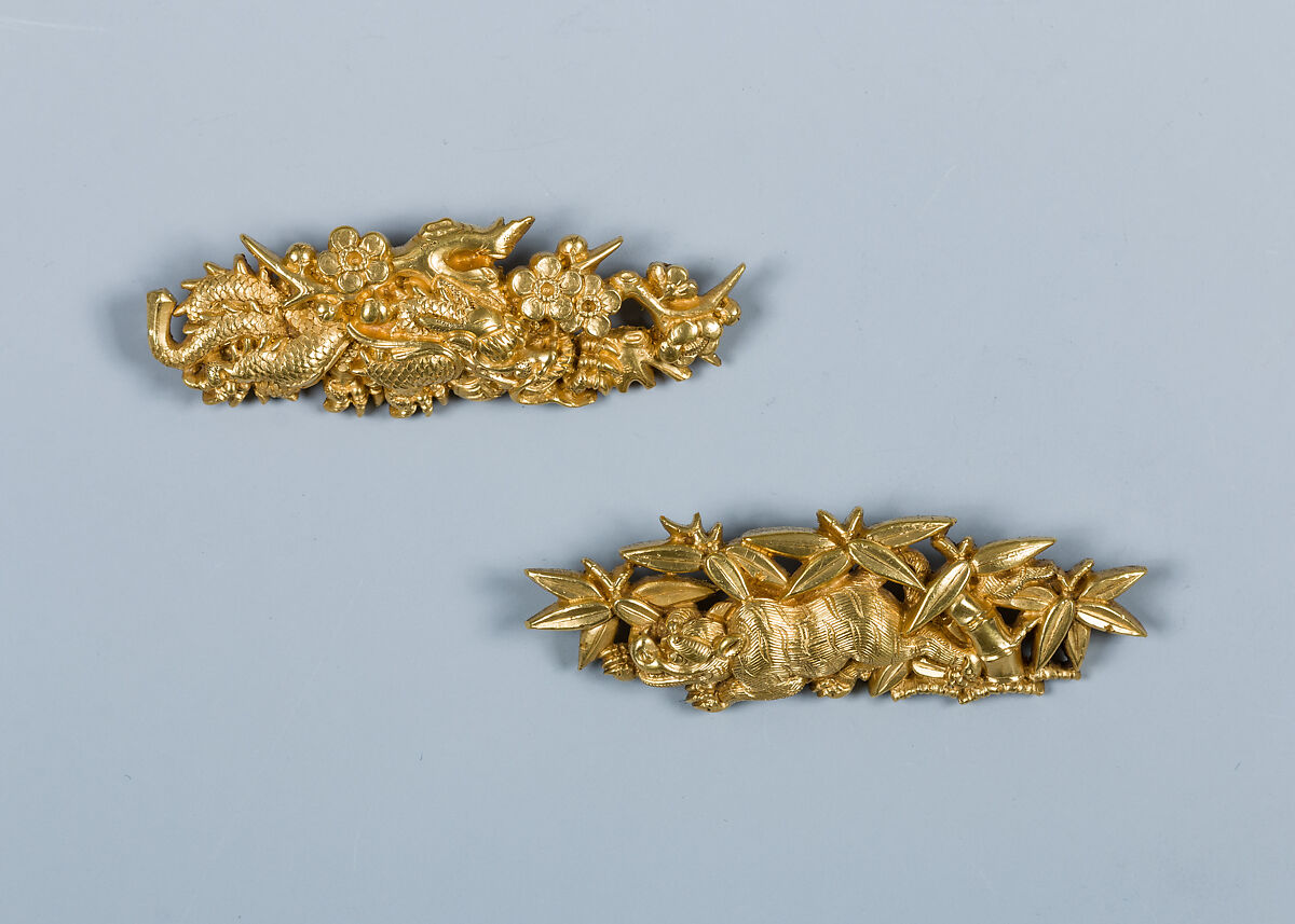 Sword-Grip Ornaments (Menuki), Gotō Teijō (Mitsumasa) (Japanese, 1603–1673, ninth-generation Gotō master), Gold, Japanese 
