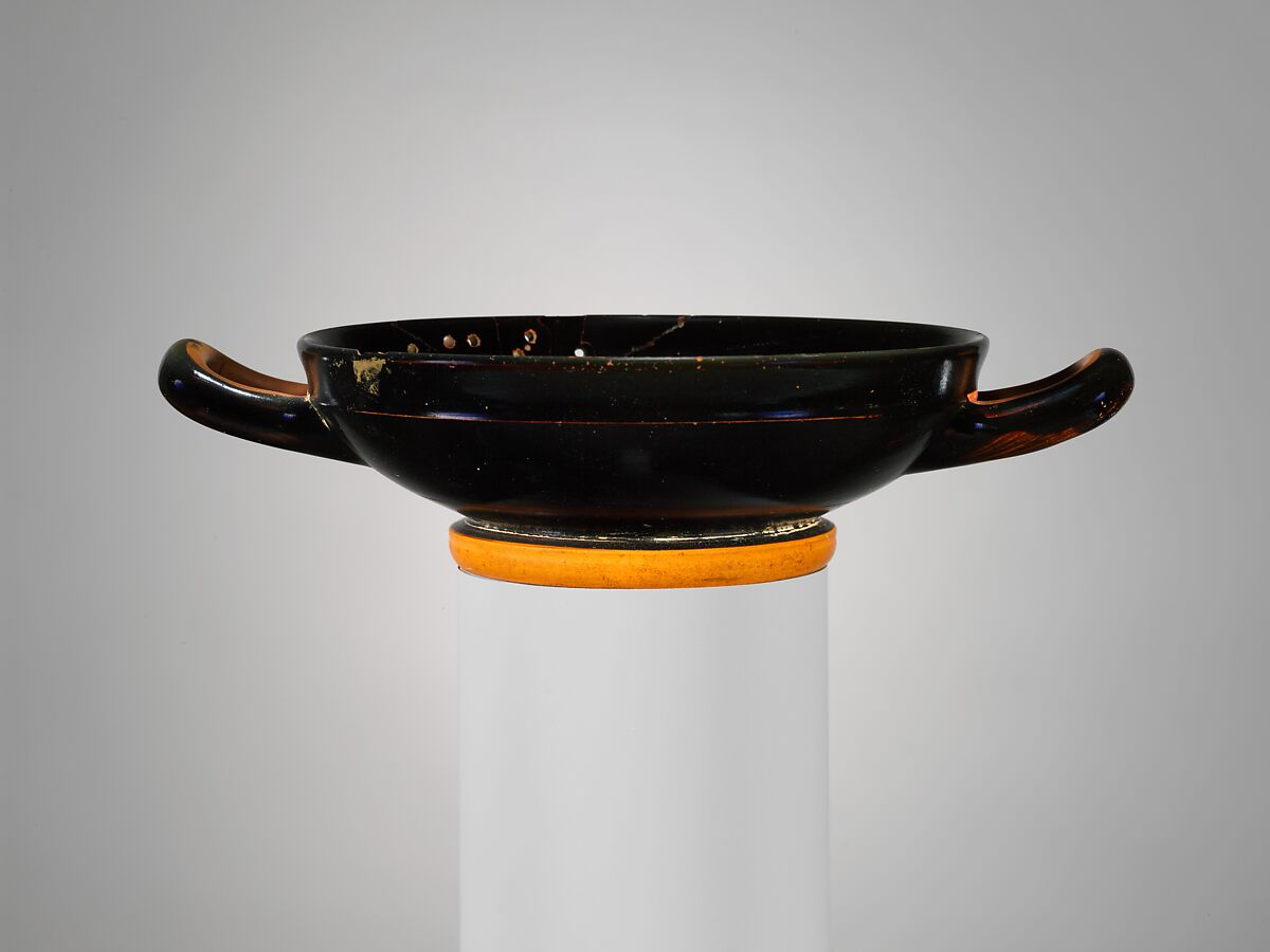 Terracotta kylix (drinking cup), Attributed to the Euaion Painter, Terracotta, Greek, Attic