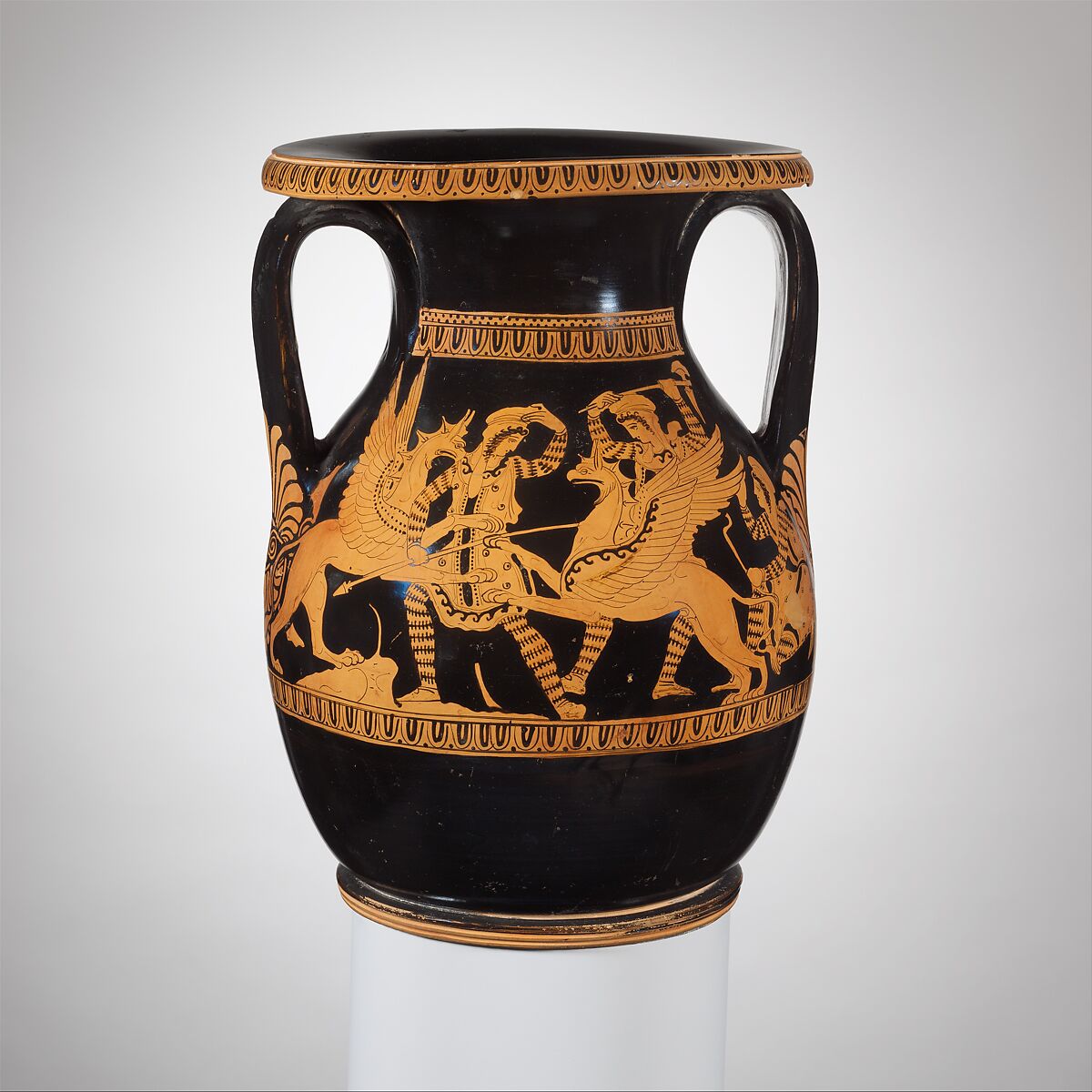 Terracotta pelike (wine jar), Attributed to the Painter of Munich 2365, Terracotta, Greek, Attic 
