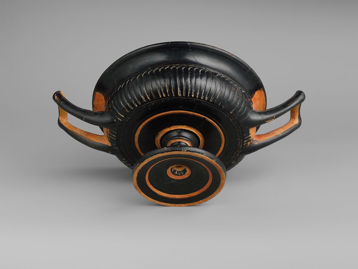 Terracotta kylix (drinking cup), Compared with a work near the Jena Painter, Terracotta, Greek, Attic