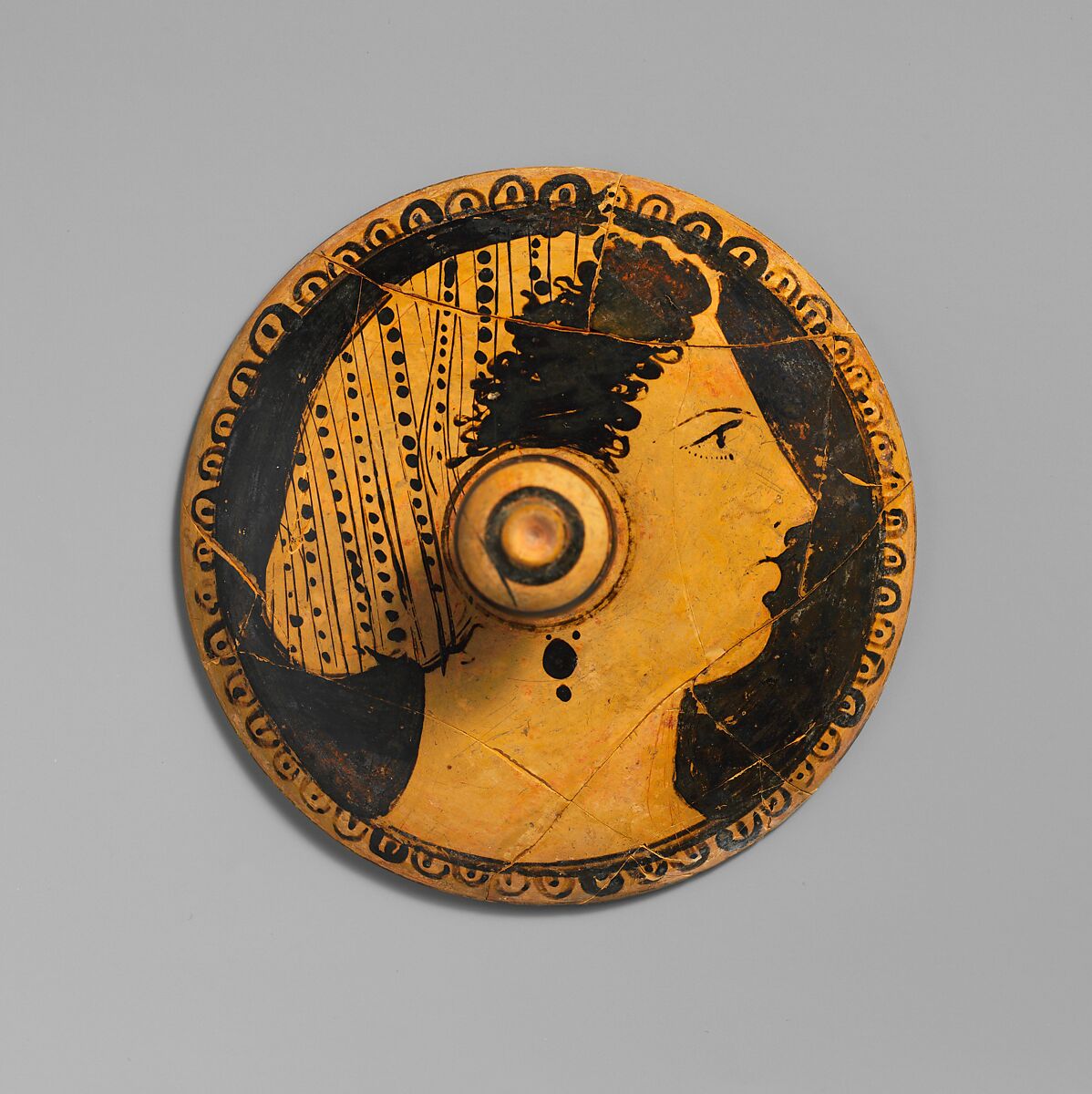 Terracotta bell-krater (mixing bowl) with lid, Attributed to the Group of the Würzburg Scylla, Terracotta, Greek, Boeotian