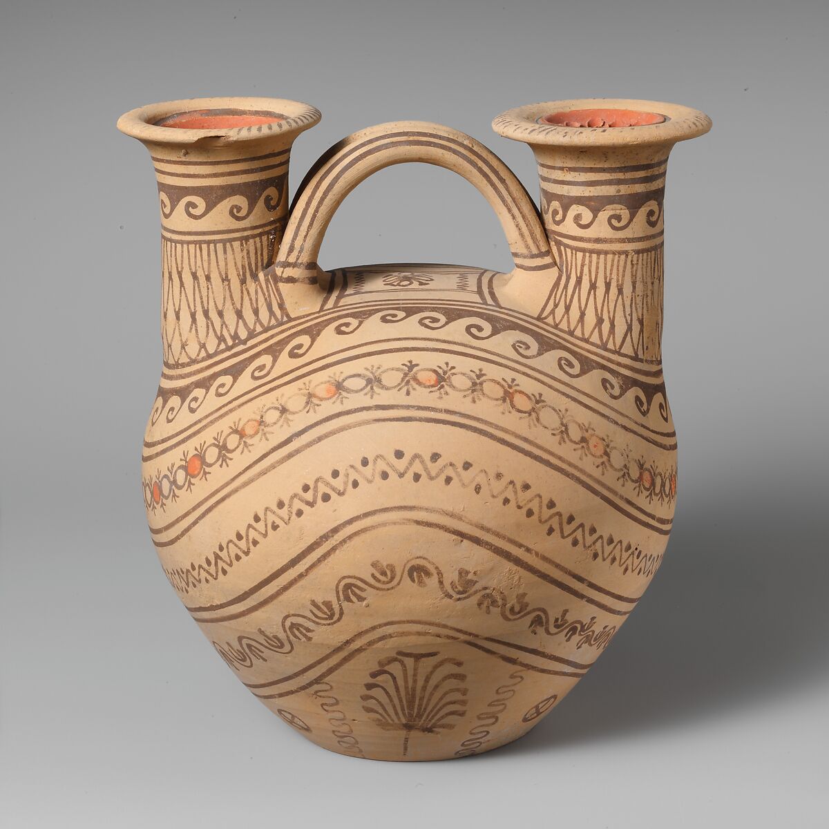 Terracotta askos (flask) with two spouts, Terracotta, Native Italic, Daunian, Canosan 