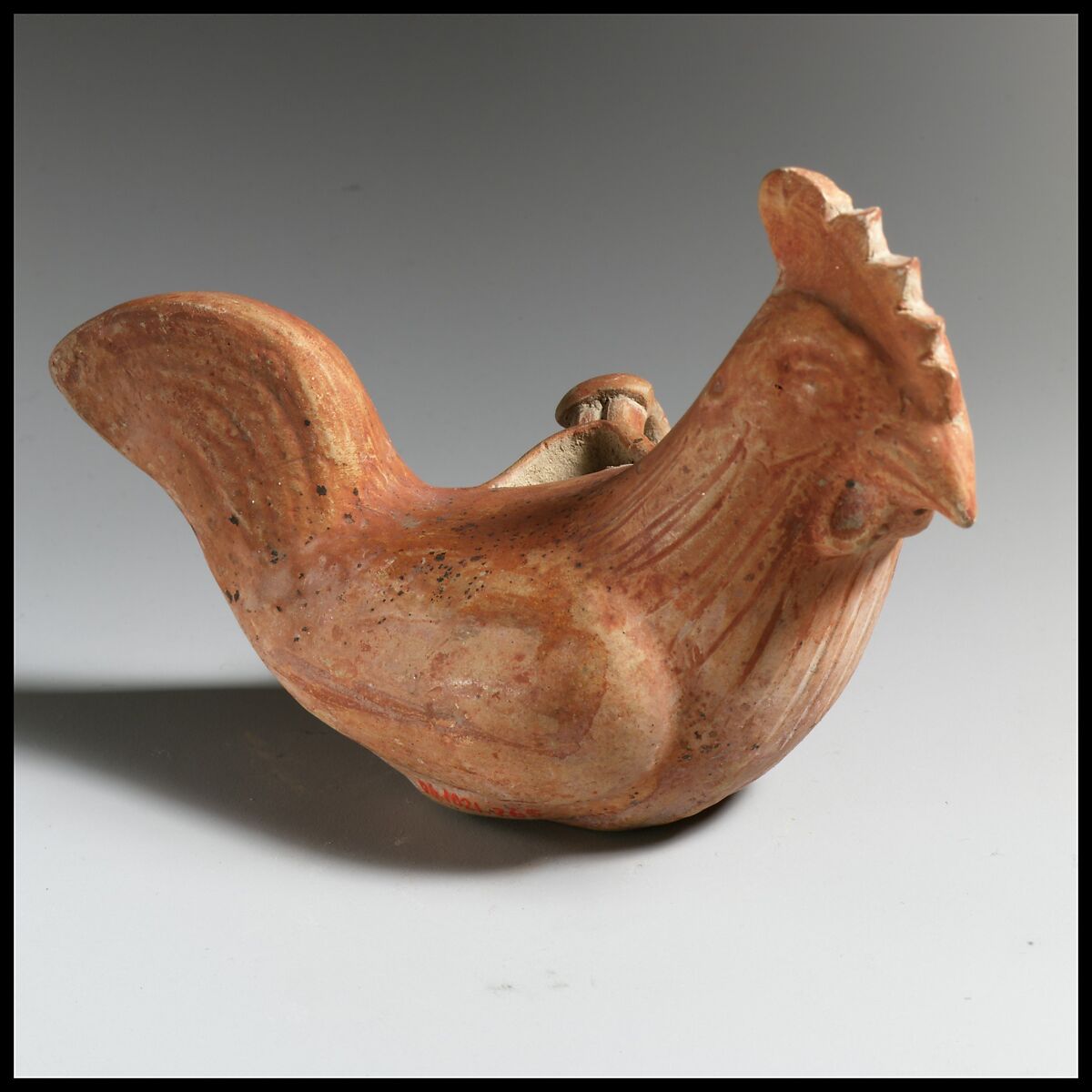 Terracotta askos (flask with a spout) in the form of a cock, Terracotta, Italic 