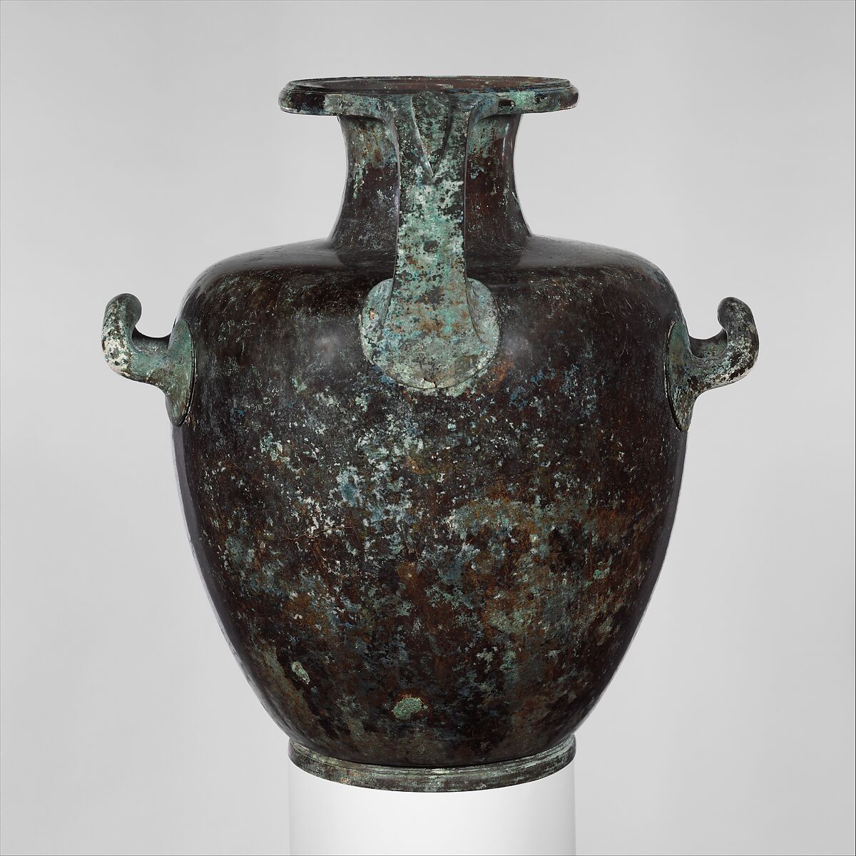 Bronze hydria (water jar), Bronze, Greek 