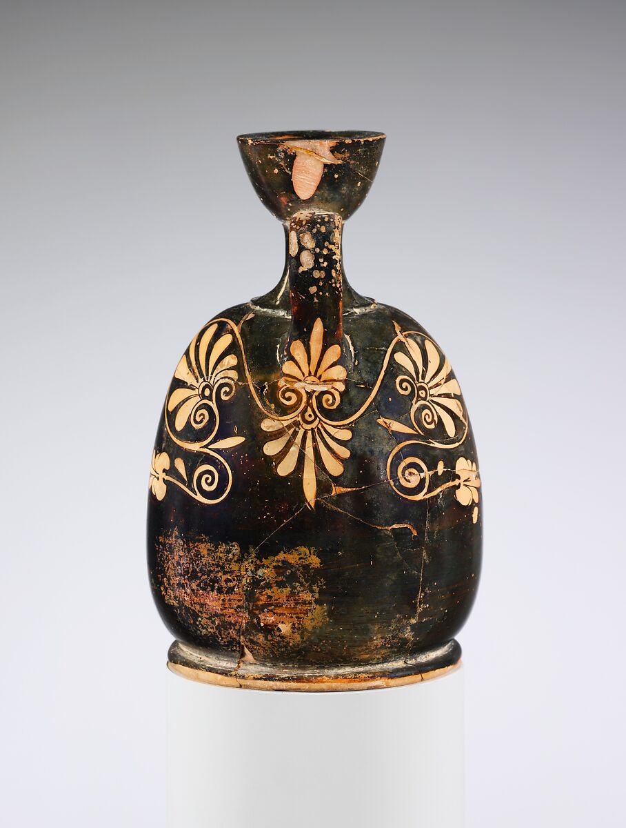 Terracotta squat lekythos (oil flask), Attributed to the Painter of Oxford 1920, Terracotta, Greek, Attic