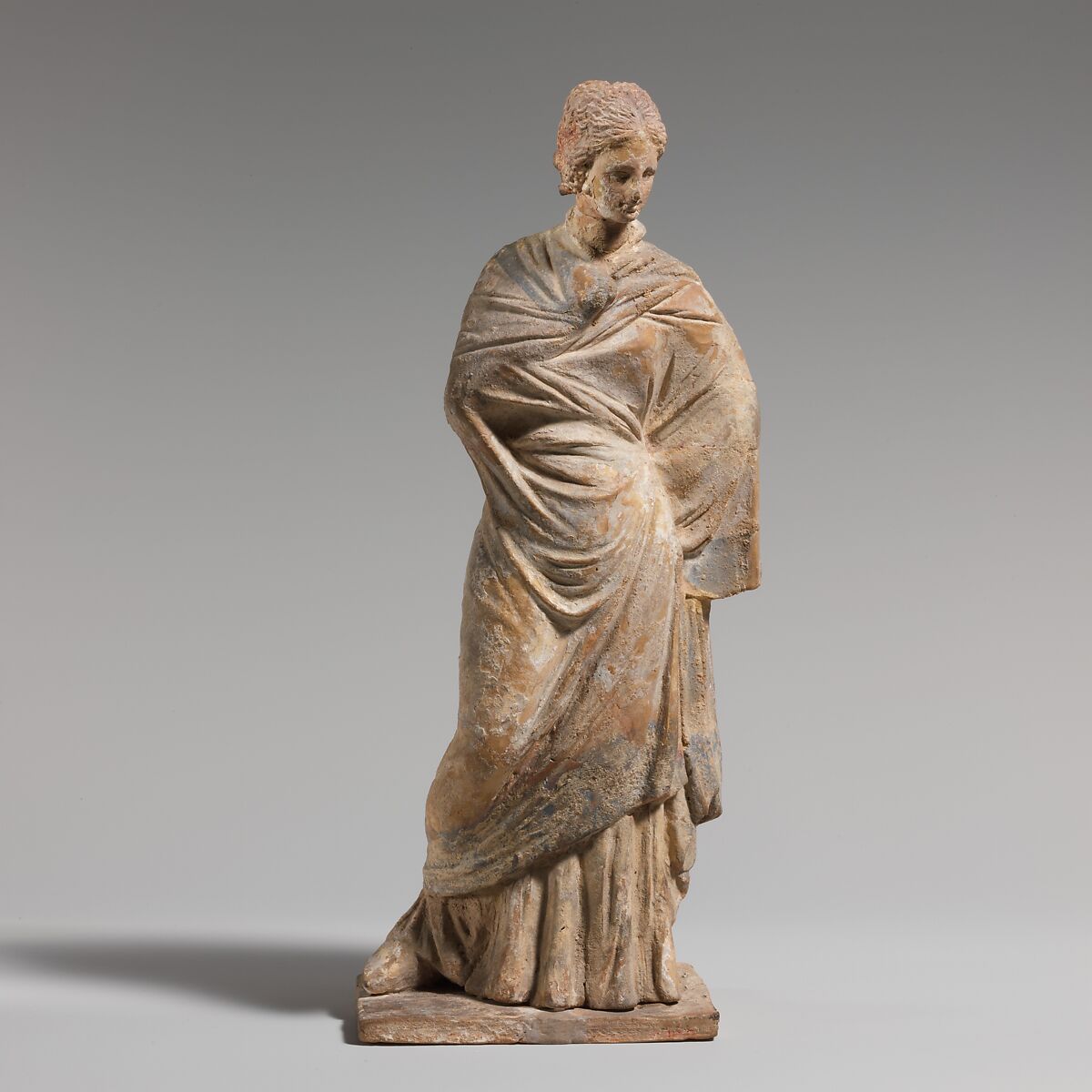 Terracotta statuette of a woman, Terracotta, Greek, Boeotian 