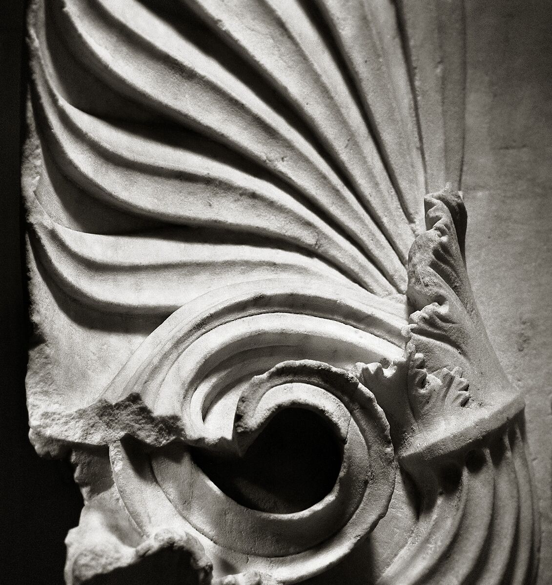 Marble akroterion of the grave monument of Timotheos and Nikon, Marble, Greek, Attic