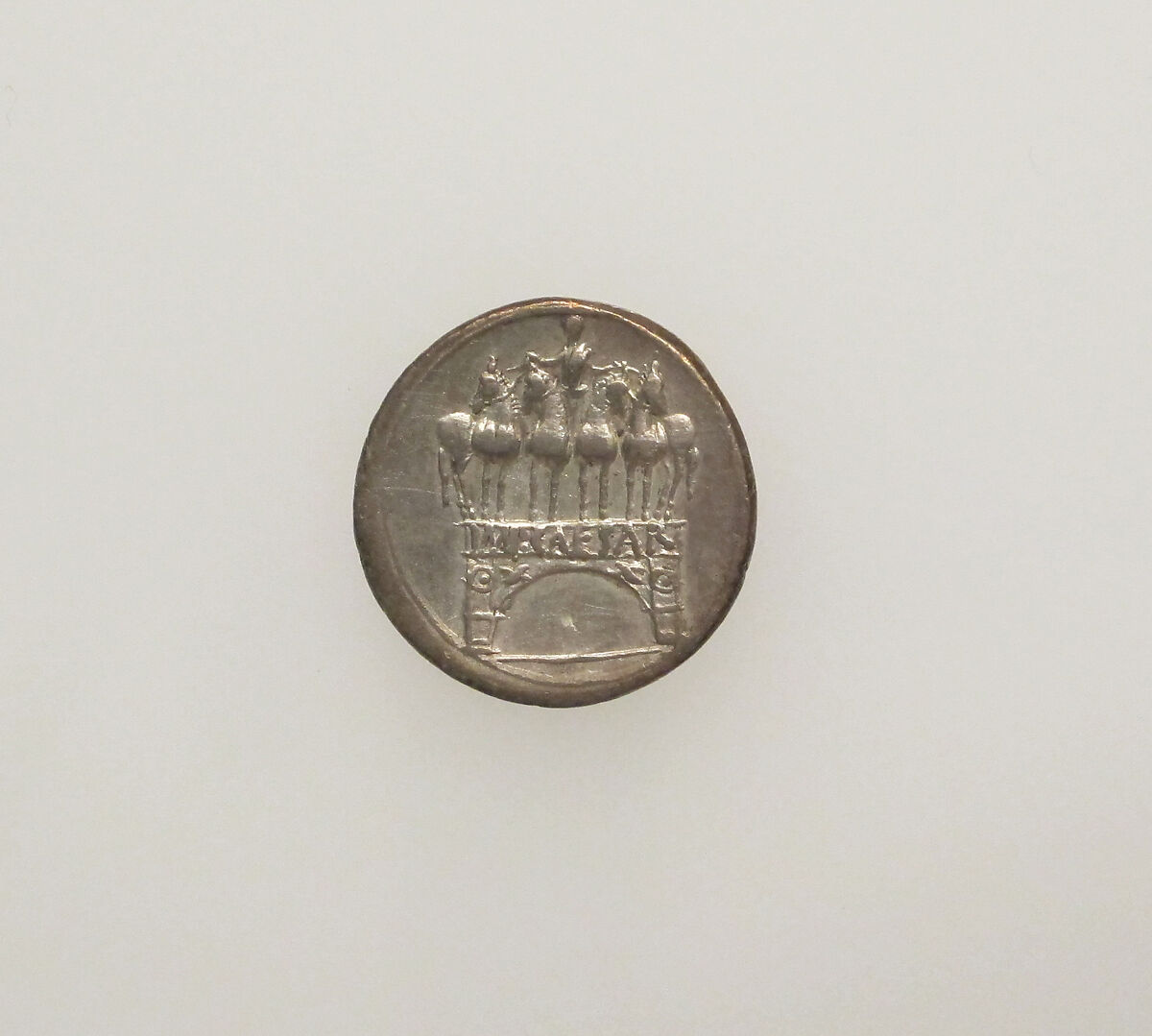 Silver denarius of Octavian, Silver, Roman