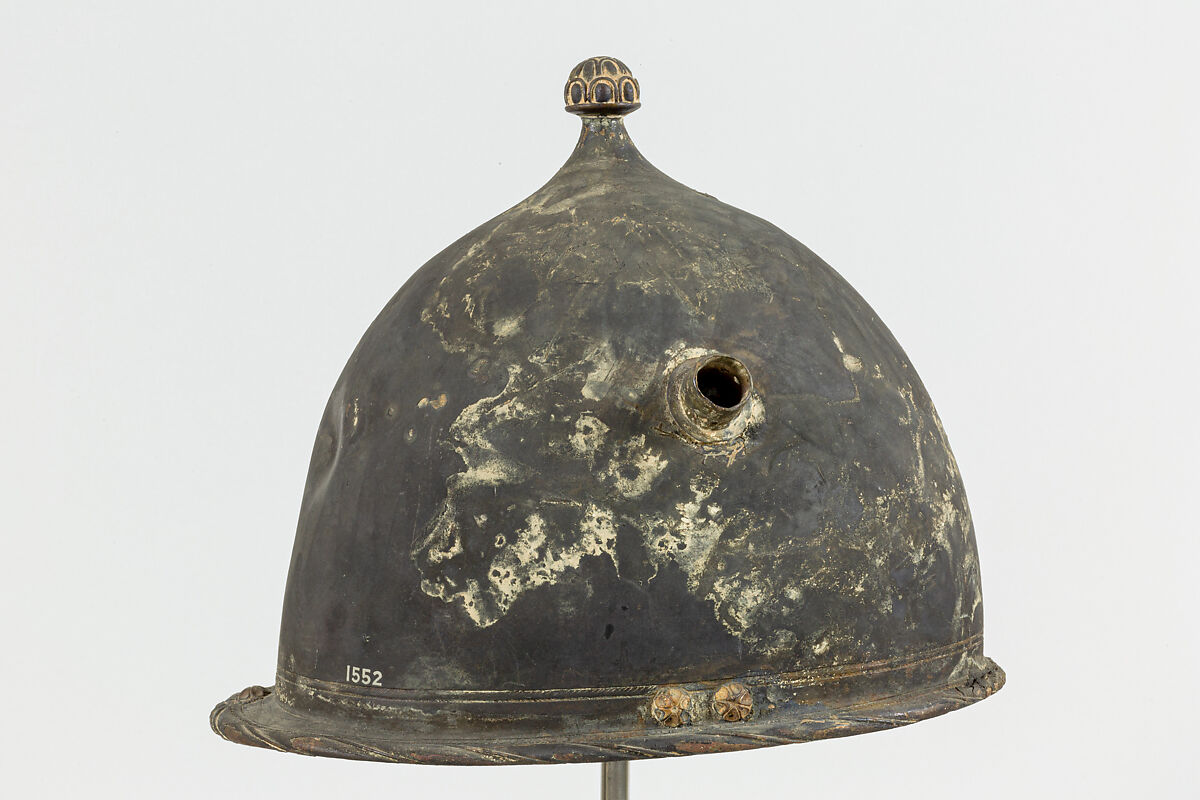 Helmet of Galatian type, Bronze