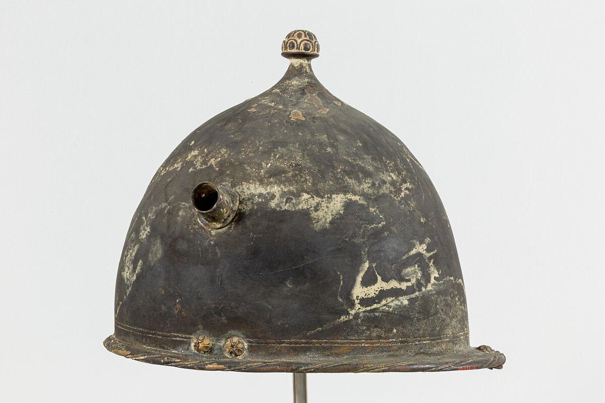 Helmet of Galatian type, Bronze
