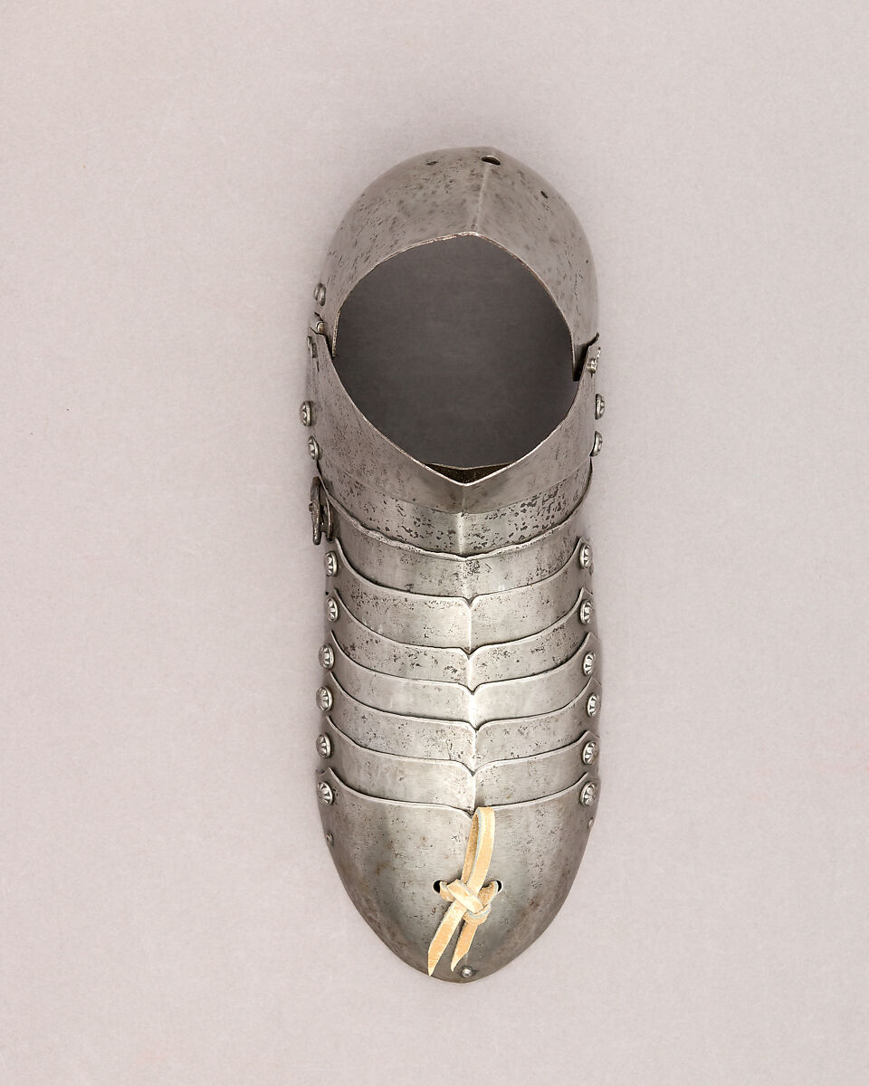 Composed Armor, Right pauldron (shoulder defense) marked by Matthes Deutsch (German, Landshut, documented 1485–1505), Steel, iron, copper alloy (latten), leather, brass, European, Italian and German