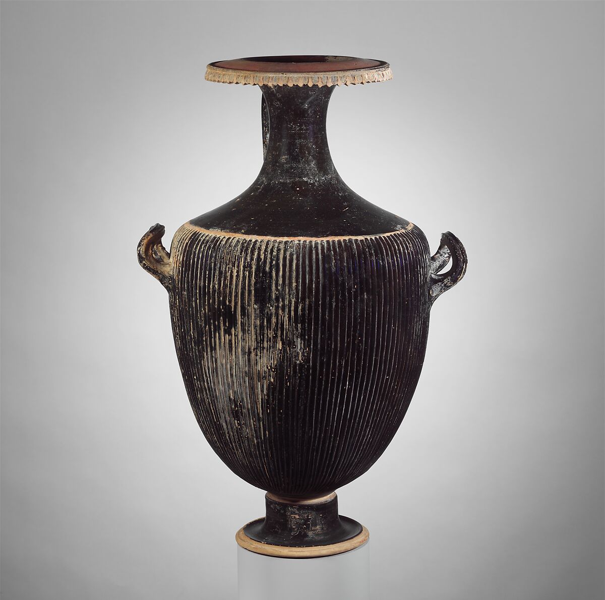 Terracotta hydria (water jar), Terracotta, Greek, South Italian, Apulian 