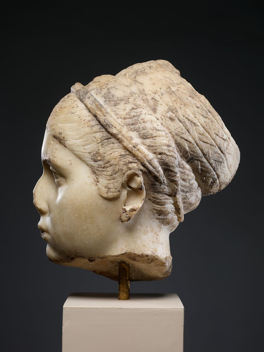 Marble portrait of a young woman, Marble, Roman