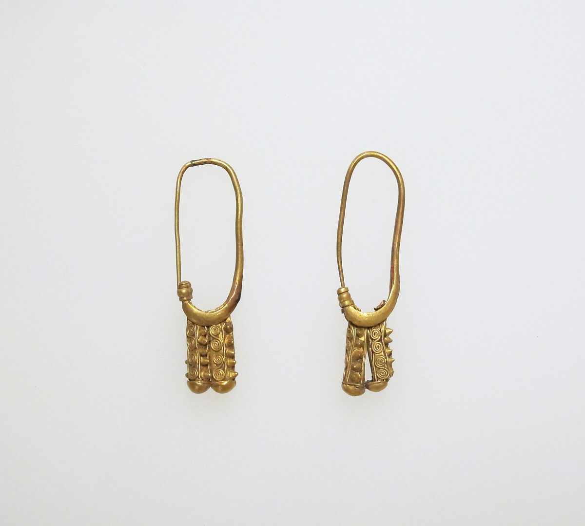 Earring, boat-shaped, Gold 