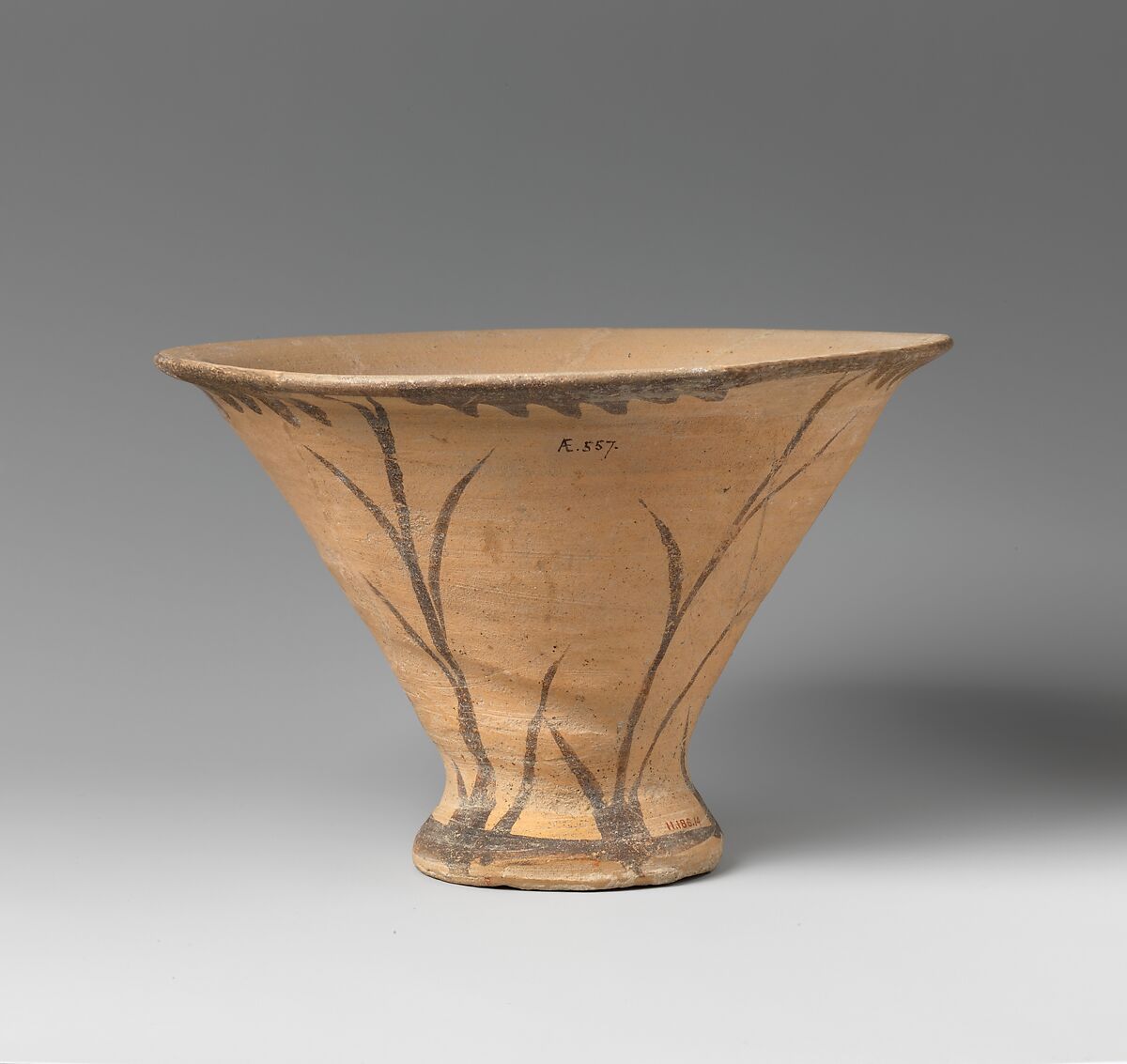 Terracotta kalathos (vase with flaring lip), Terracotta, Cycladic 