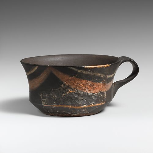 Terracotta carinated cup