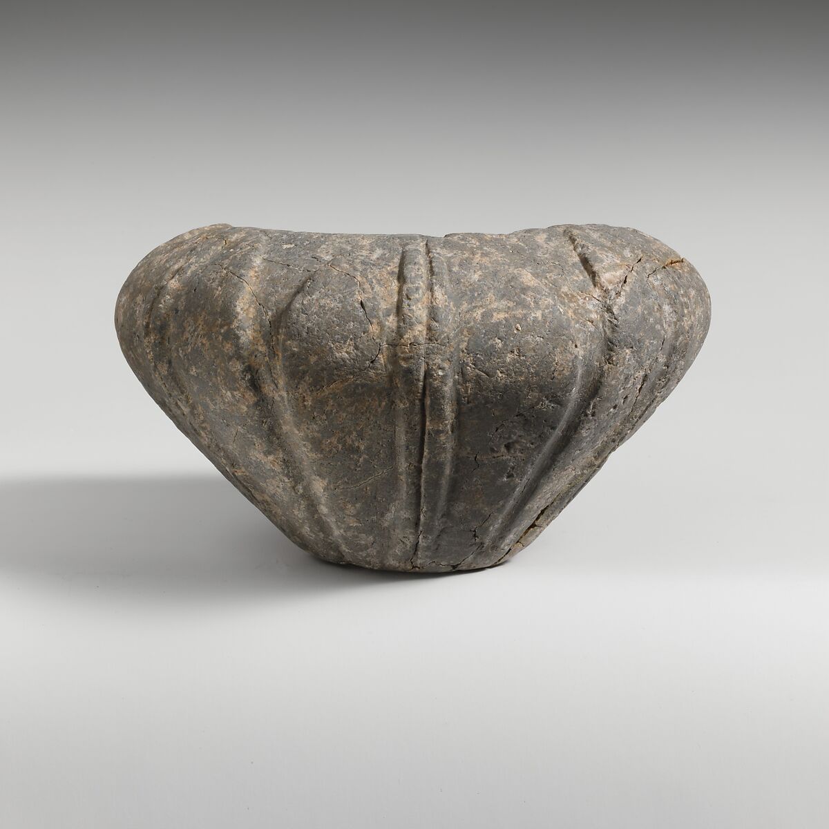 Serpentine blossom bowl, Stone, Minoan 