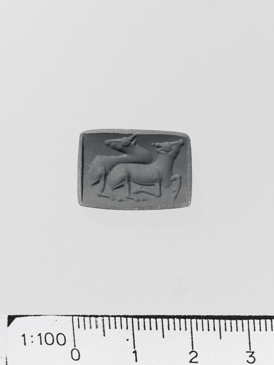 Banded agate cushion-shaped seal, Agate, Minoan