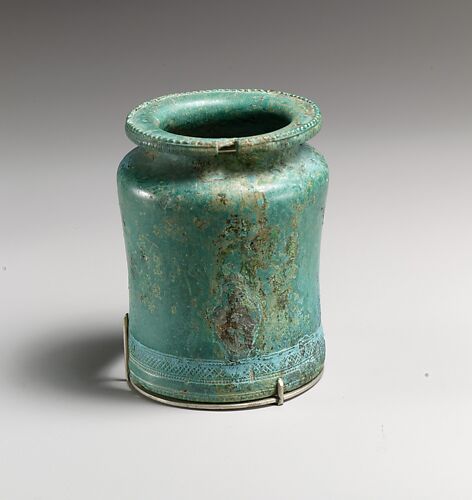 Bronze kyathos (ladle)
