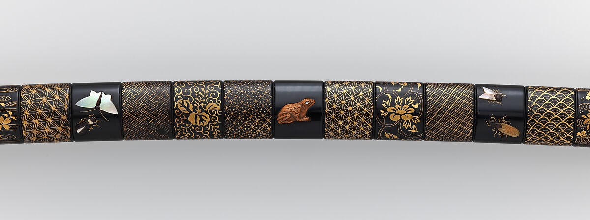 印籠刻昆虫図螺鈿据文象嵌鞘打刀拵 Blade and Mounting for a Sword